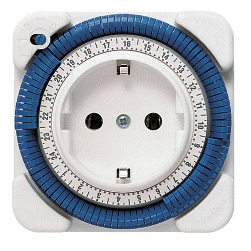 026 0 030 THEBEN TIMER 26 STECKDOSEN- SCHALTUHR 24H Produktbild Front View L