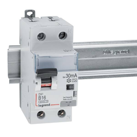 410965 Legrand DX3 FILS B16A 1P+N 6KA 30MA A Produktbild front M