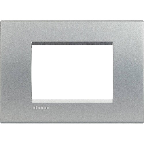 LNA4803TE Bticino Light Rahmen TECH 3-modulig Produktbild