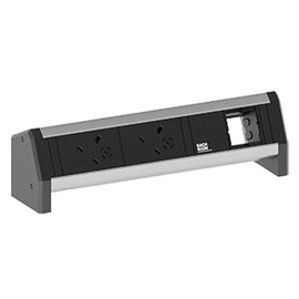 902.1017 Bachmann Steckdosenleiste DESK 2xUK 5A Steckdosen 1xABD GST18 Produktbild front M
