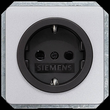 5UB1465 Siemens DELTA profil SCHUKO- Steckdose silber mit schwarzem Näpfchen Produktbild