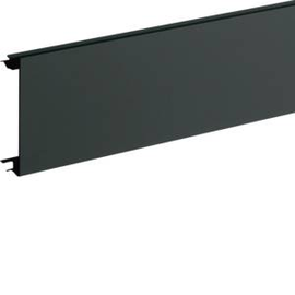 BR08029011 Tehalit Brüstungskanal OT zu BR 80mm gschwarz Produktbild