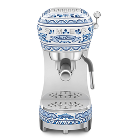ECF02DGBEU SMEG Dolce & Gabbana Blu Mediterraneo, Espresso-Kaffeemaschine,  Produktbild