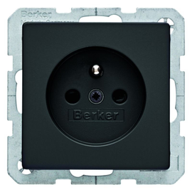6765766085 Berker Steckdose mit Schutzkontaktstift Q.1/Q.3 schwarz matt Produktbild