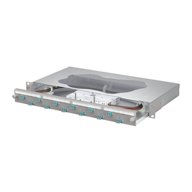 1504657712-F Metz Connect OpDAT slide2 Patchfeld splice12xLC-D OM3 Produktbild front M