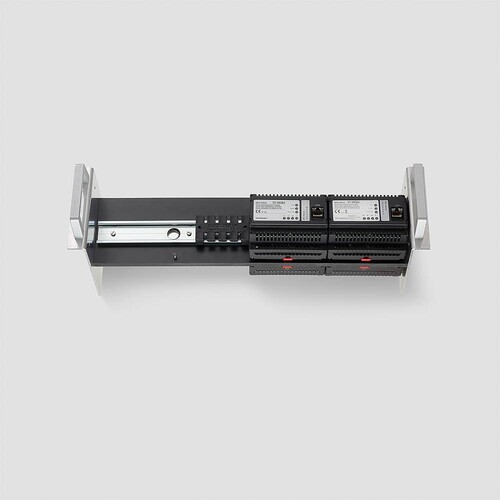 210008466-00 Siedle ZGE 602-0 Zubehör Geräteeinschub Produktbild Front View L