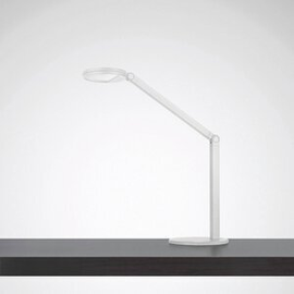 7915259 Trilux Tischleuchten Cultega Prismen weiß 8,10W 700lm 90 asymmetric  Produktbild