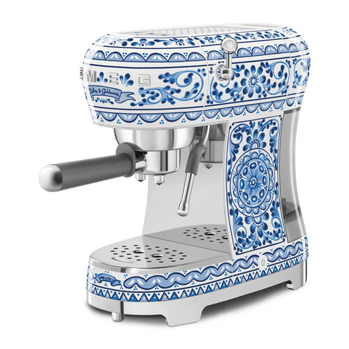 ECF02DGBEU SMEG Dolce & Gabbana Blu Mediterraneo, Espresso-Kaffeemaschine,  Produktbild Additional View 1 L