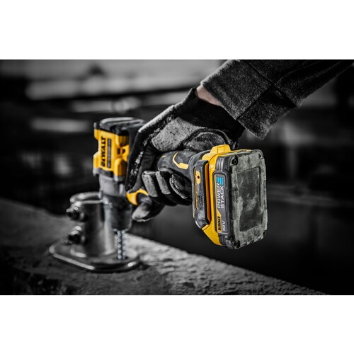 DCD805E2T-QW DeWalt DCD805E2T Akku Schlagbohrschrauber 18V / 1,7Ah Produktbild Additional View 2 L