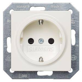 5UB1518 SIEMENS SCHUKO-STECKDOSE M. SHUTTER I-SYSTEM TITANWEISS Produktbild