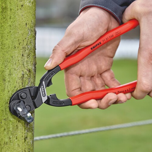 71 31 250 Knipex CoBolt® Kompakt-Bolzen- schneider 250mm, mit Schneidenaussparung Produktbild Additional View 1 L