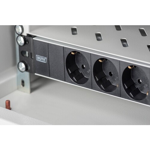 DN-95411 Digitus 10Zoll Steckdosenleiste 3-fach 2m Kabel, 250V/16A Produktbild Additional View 5 L